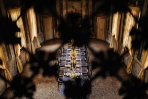 Wedding-in-complex-of-the-ospedaletto-venice