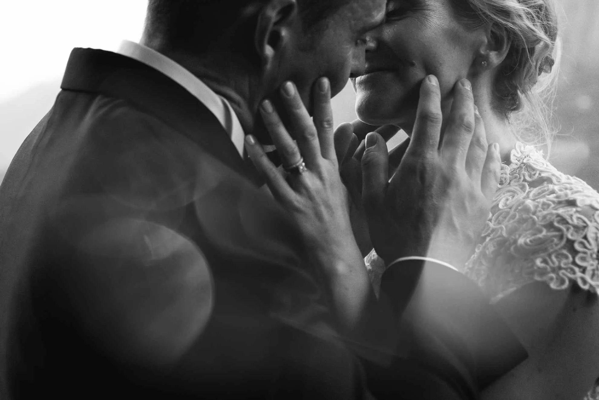 exclusive wedding photographer